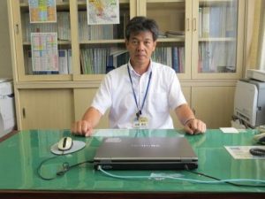 学校長　遠藤建生