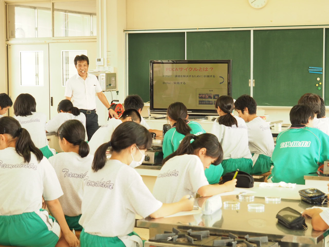 農林高校の出前授業が行われました 玉幡中学校